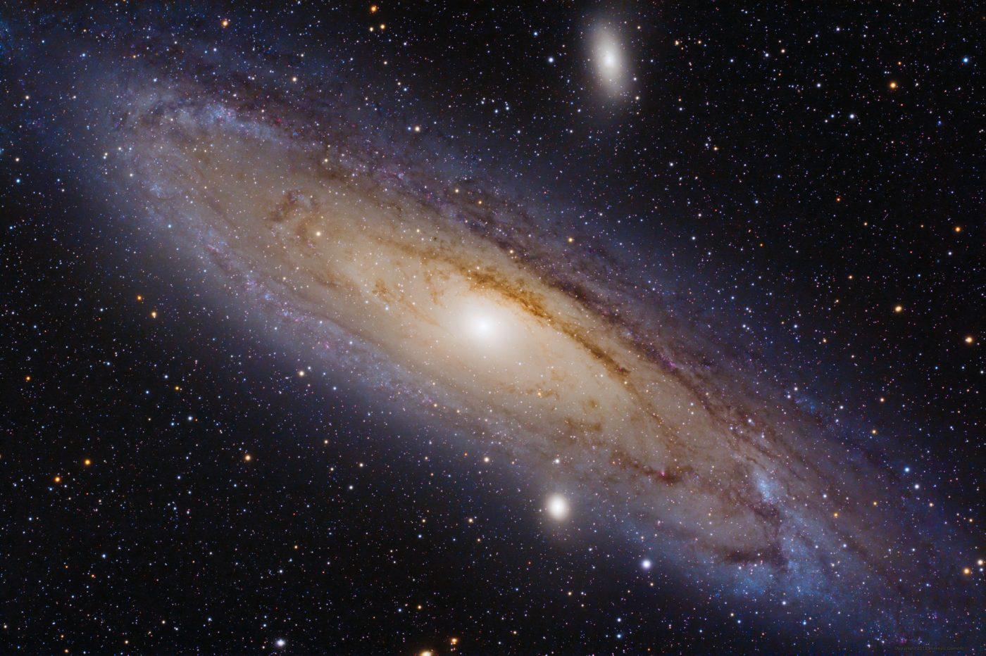 Галактика Андромеды весит меньше чем предполагалось