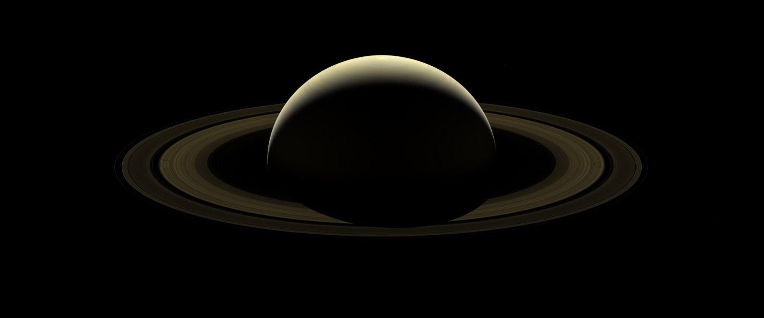 What do you know about Saturn? 12 interesting facts