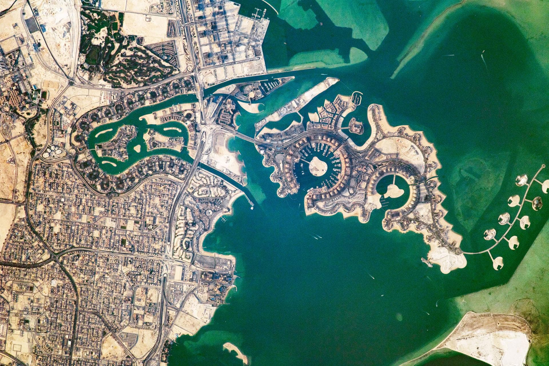 Остров Жемчужина Катара в Дохе