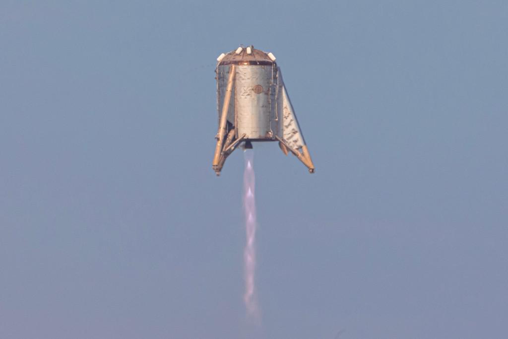 Starhopper совершил 150-метровый прыжок