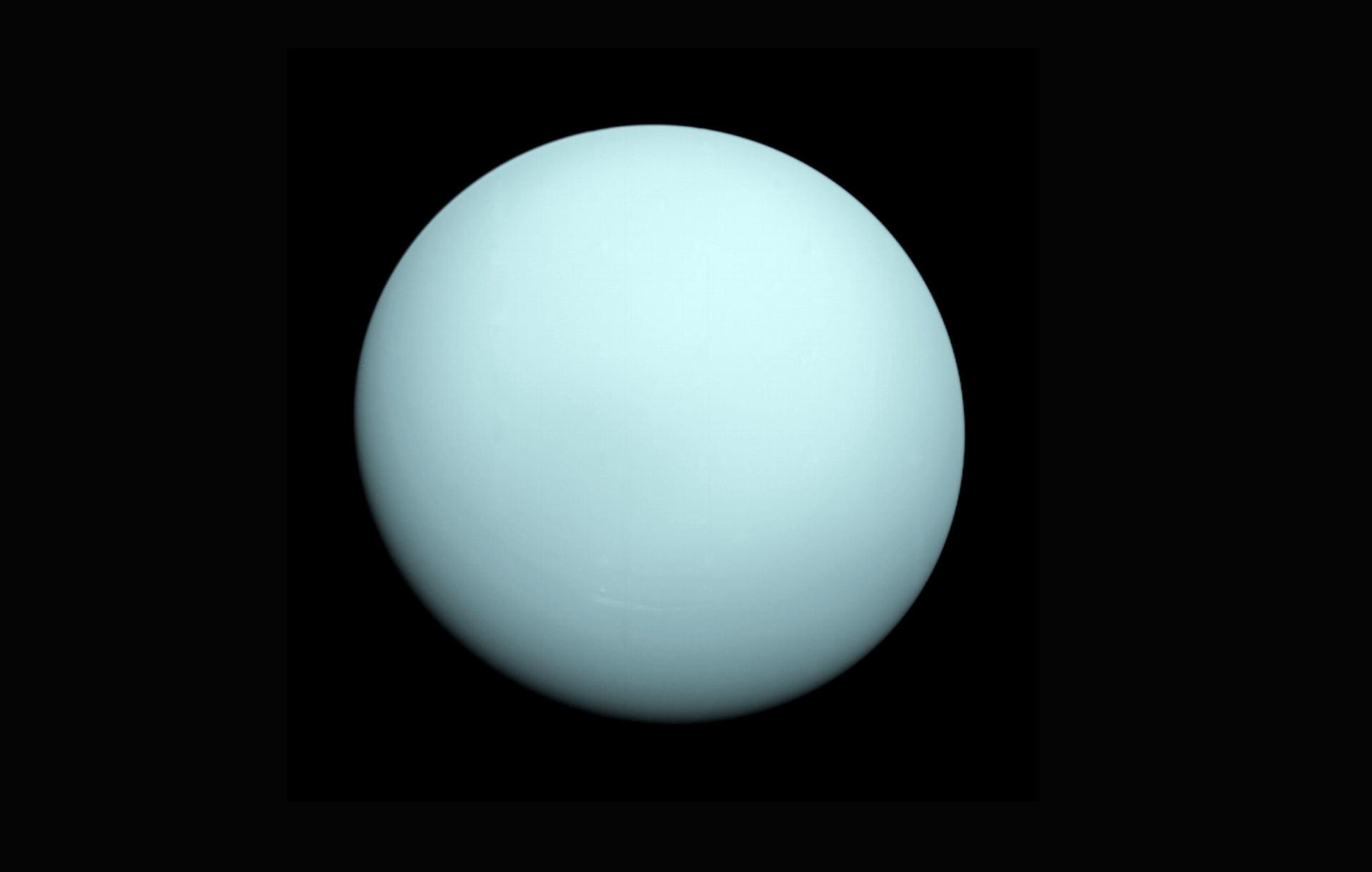 Складена найдетальніша карта полярних сяйв Урану