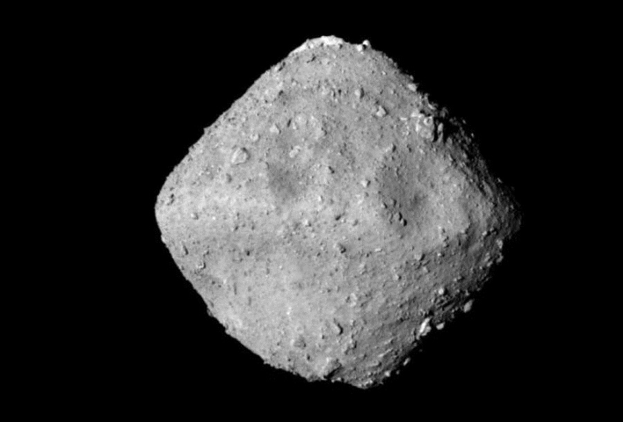 Чи схожий Рюгу на інші астероїди та метеорити?