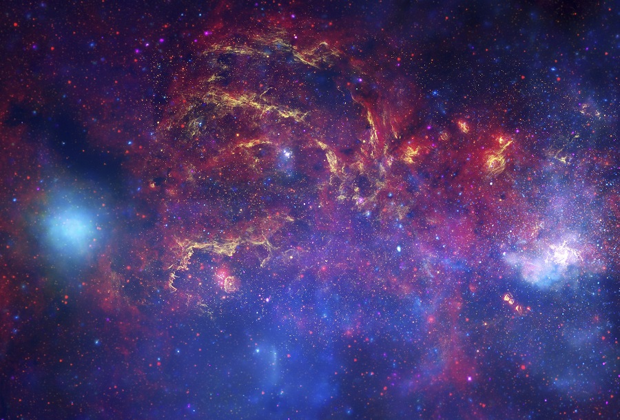 Центр Галактики, откуда идет загадочное излучение