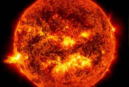 Изучение белых пятен на Солнце породило больше вопросов, чем ответов