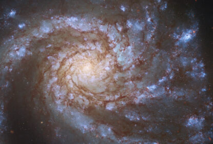 Спиральная галактика М99