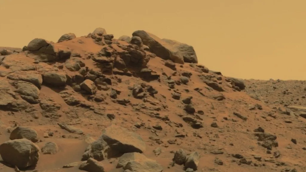 Богатая оливином порода в кратере Гусев на Марсе