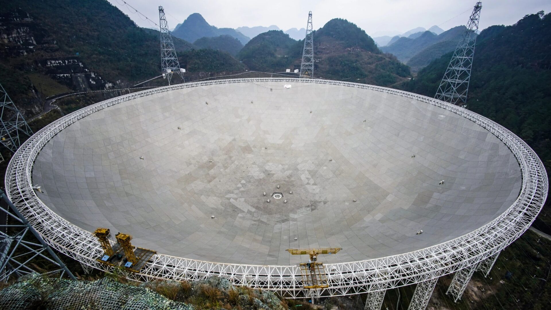 500-метровый радиотелескоп Sky Eye