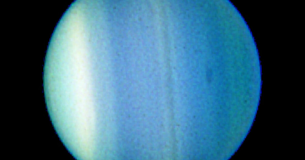 Темна плама на Урані