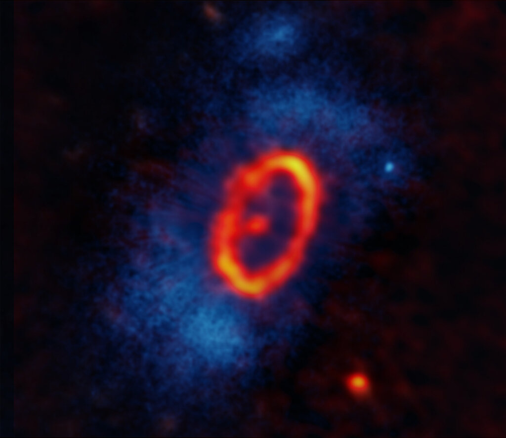 Остаточный диск звезды звезды HD 53143