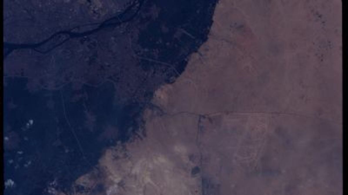What human-made structures can be seen from space?