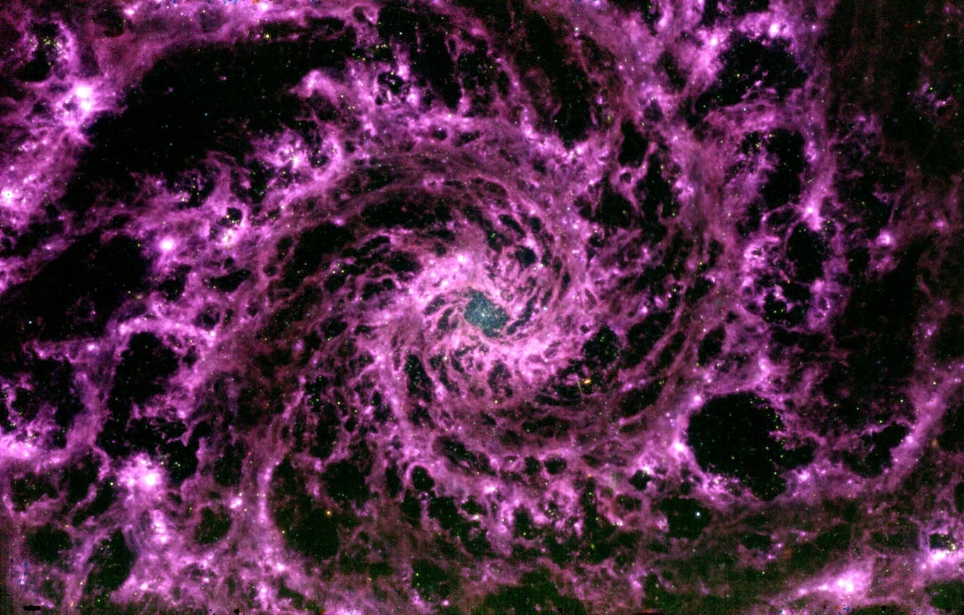 Зображення галактики NGC 628