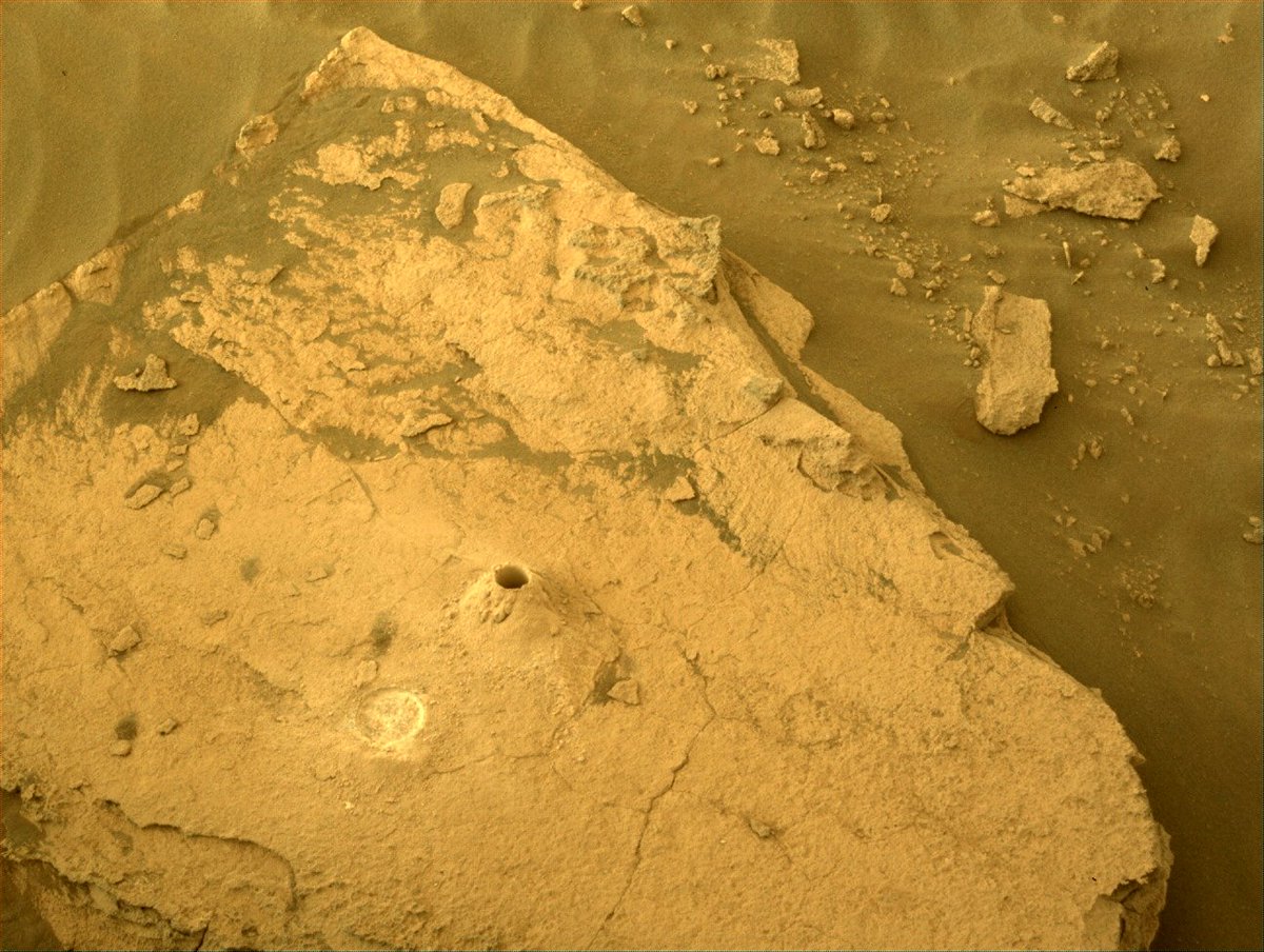 Место забора образца №9 с поверхности Марса