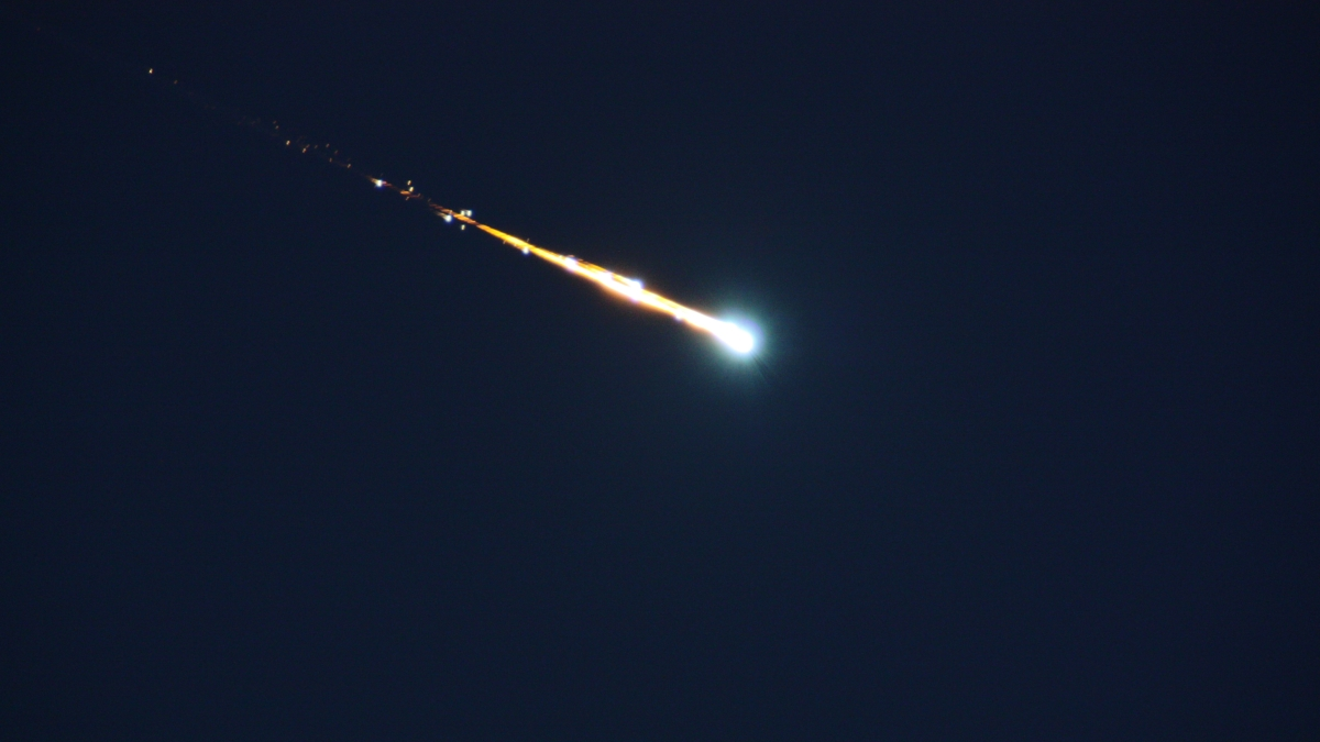 Record meteor caught on video