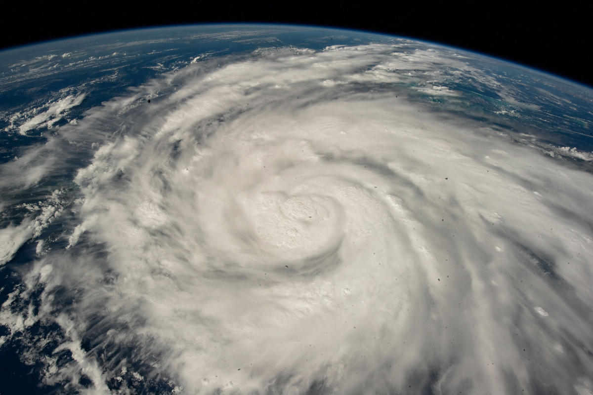 Ураган Иен 4-й категории над Флоридой