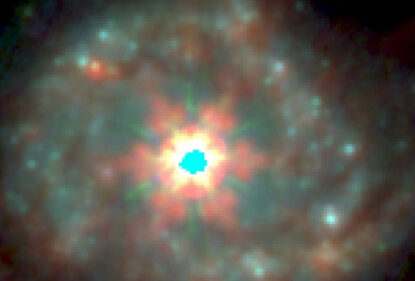 Активне ядро у спіральній галактиці з NGC 7469