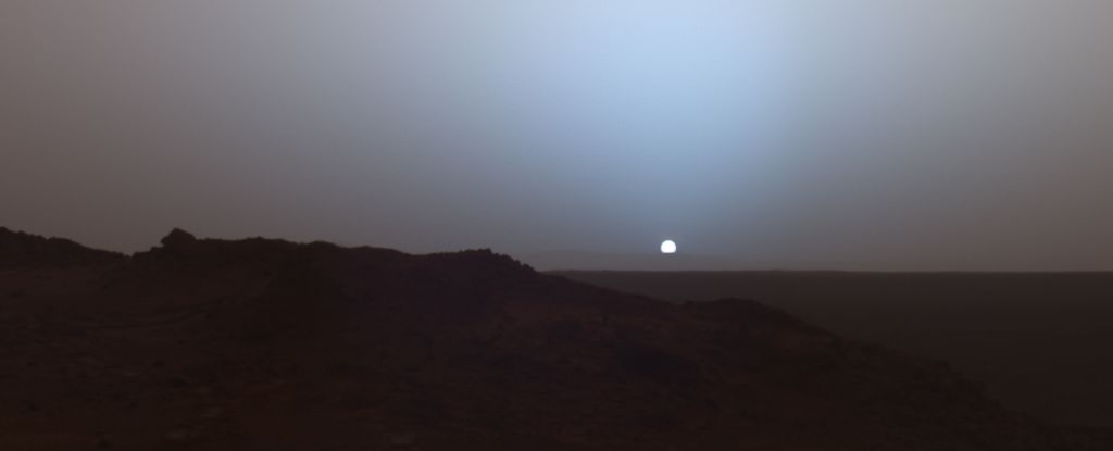 Фотография заката на Марсе