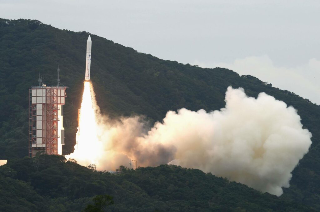Launch of the Japanese Epsilon rocket ended in failure
