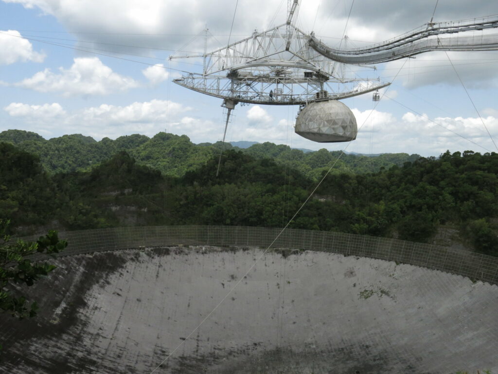 Радіотелескоп Аресібо не будуть відновлювати