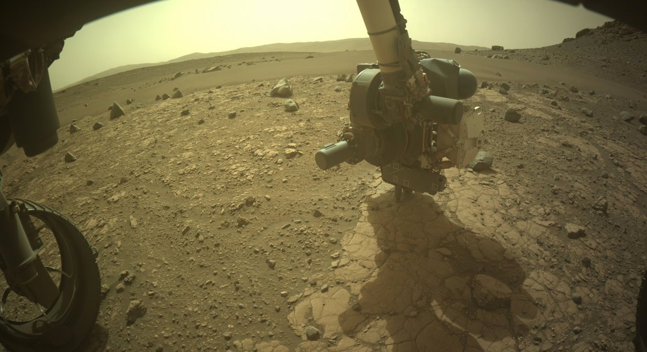 Сбор 15 образца с поверхности Марса марсоходом Perseverance