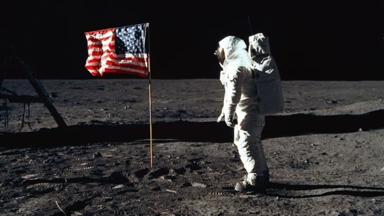 Астронавт Apollo 11 на Луне