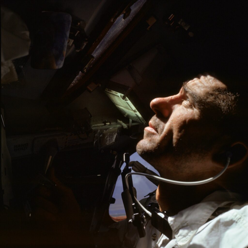 Dies the last member of the Apollo 7 mission