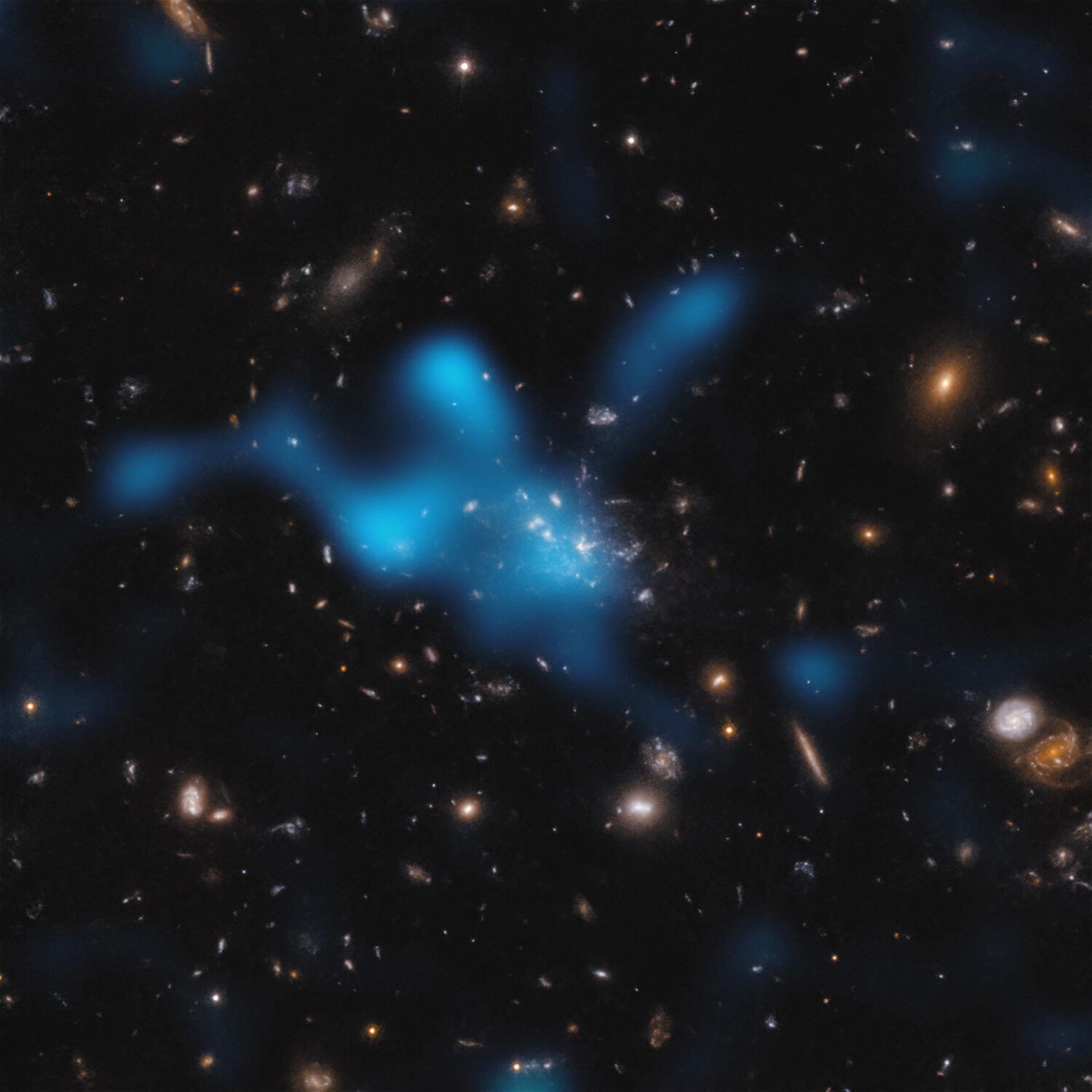 Вокруг космической Паутины формируется скопление галактик