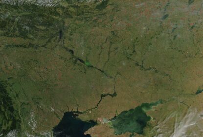 Фото полів України з космосу