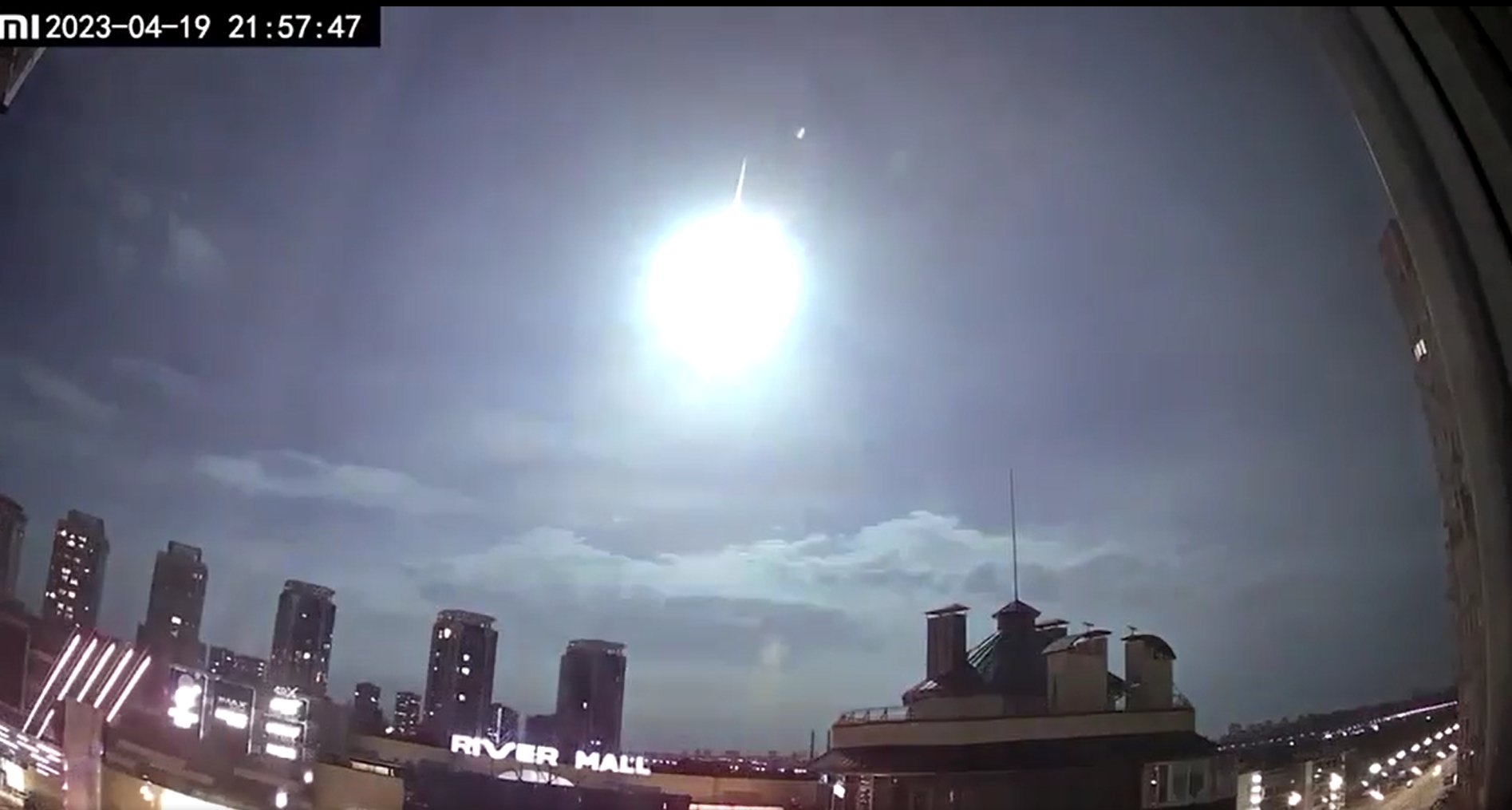 Fireball explodes in the sky over Kyiv