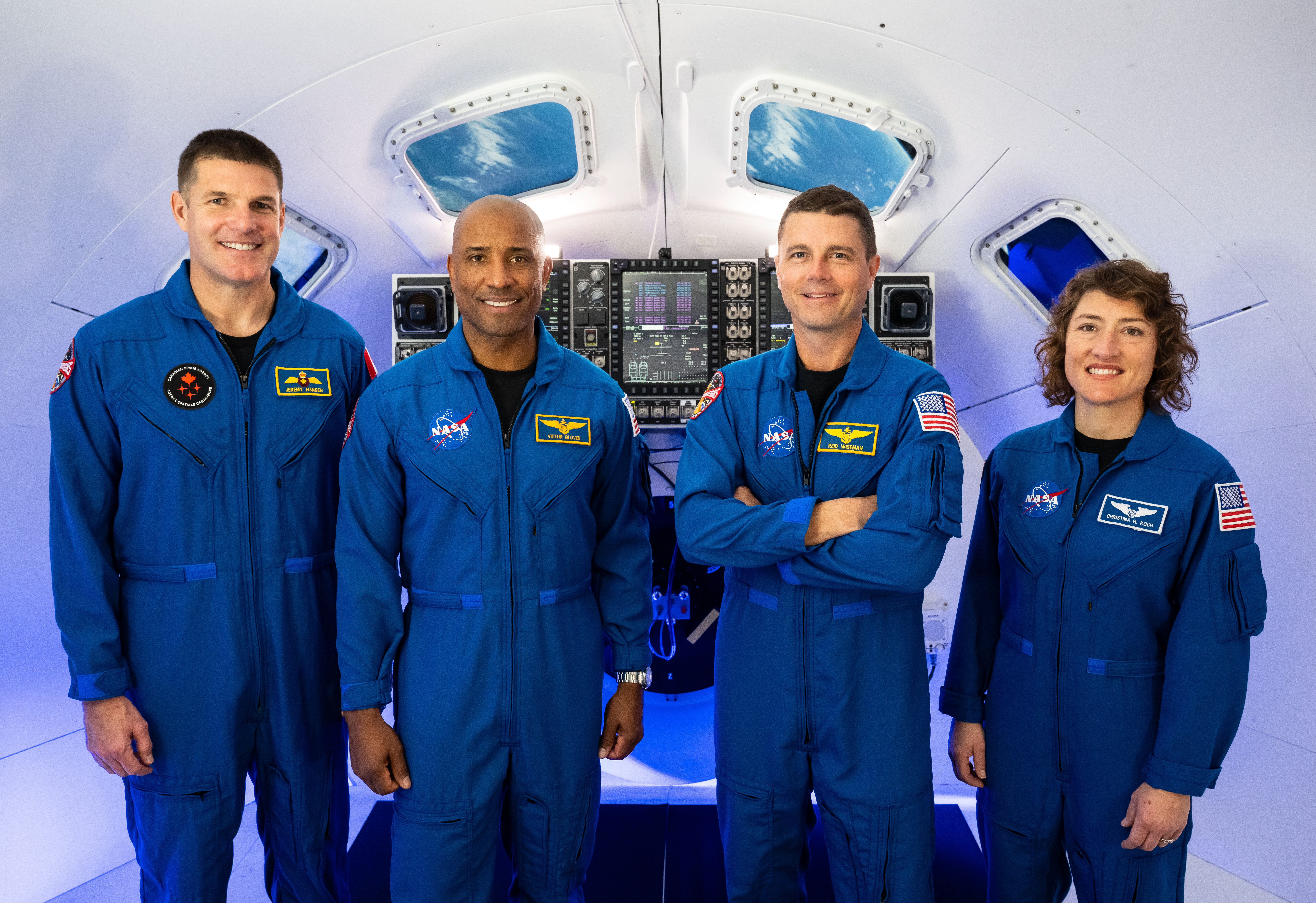 Экипаж миссии Artemis II готовится учиться управлять космическим кораблем Orion