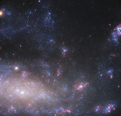 Black Hole Week: Hubble sends a stunning photo of NGC 4395 core