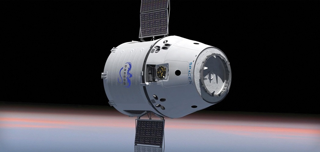 Грузовой корабль SpaceX Dragon