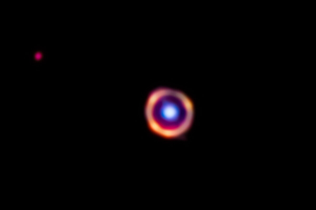 Галактика SPT0418-47, которую James Webb видит благодаря гравитационному линзированию