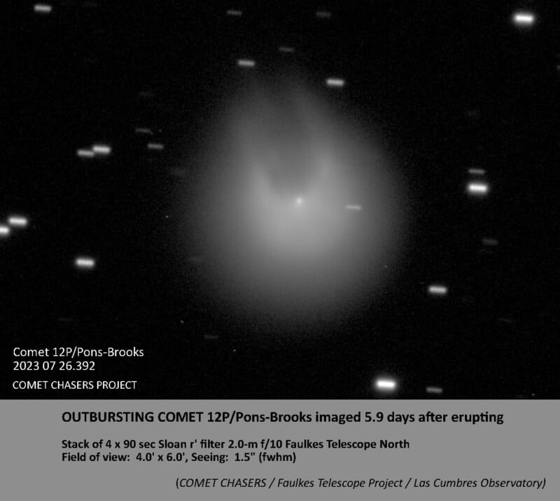 Фото комети 12P/Понса-Брукса