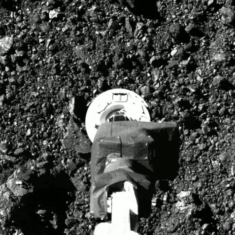 Зонд NASA OSIRIS-REx касается астероида Бенну