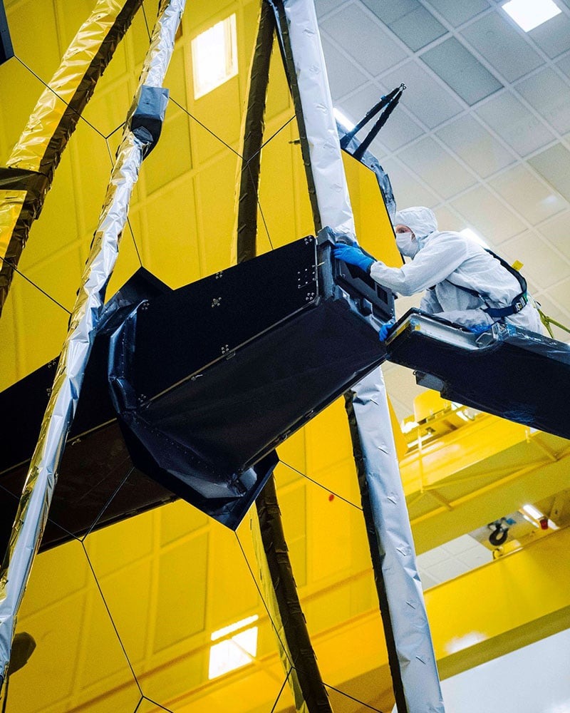 Инженеры тестируют будущий космический телескоп