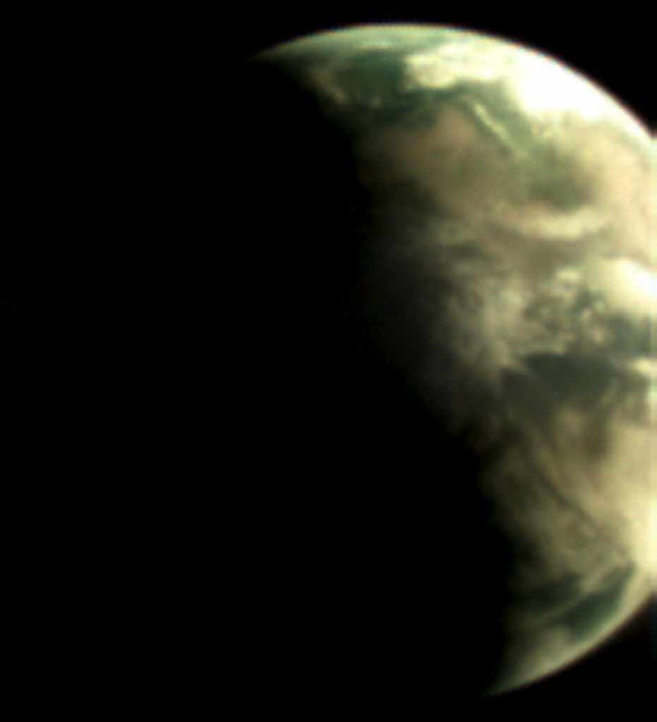 Взгляд на Землю через 2 мм объектив
