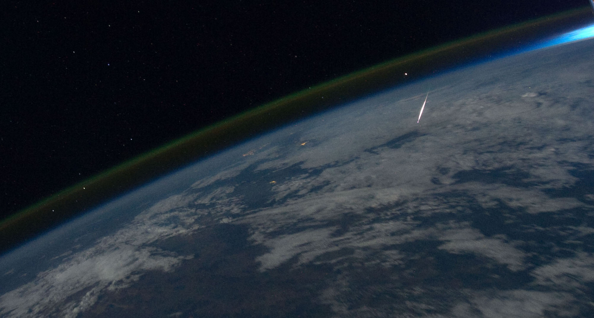 Астронавт помітив «падаючу зірку» метеорного потоку Гемініди з МКС