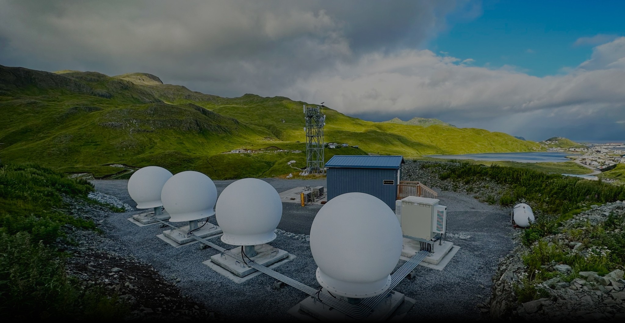 Перші встановлені антени Starlink Community Gateways на Алясці