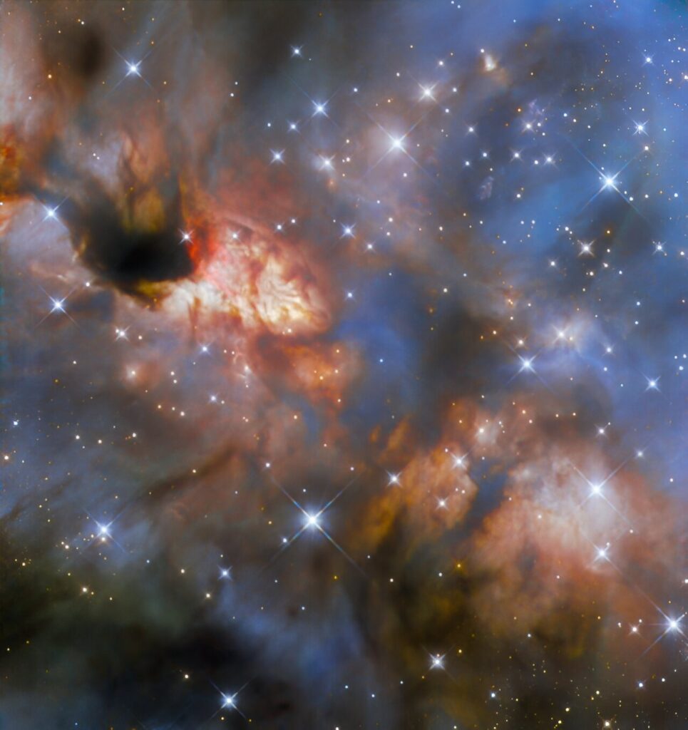 Область зореутворення IRAS 16562-3959 очіма телескопу Hubble