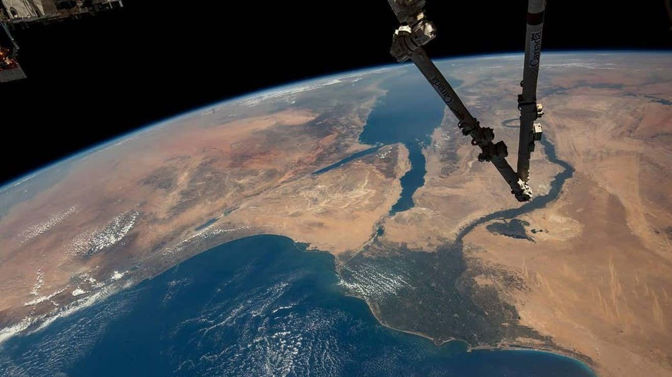 Аравийский полуостров с дельтой Нила и Красным морем, снимок с Международной космической станции