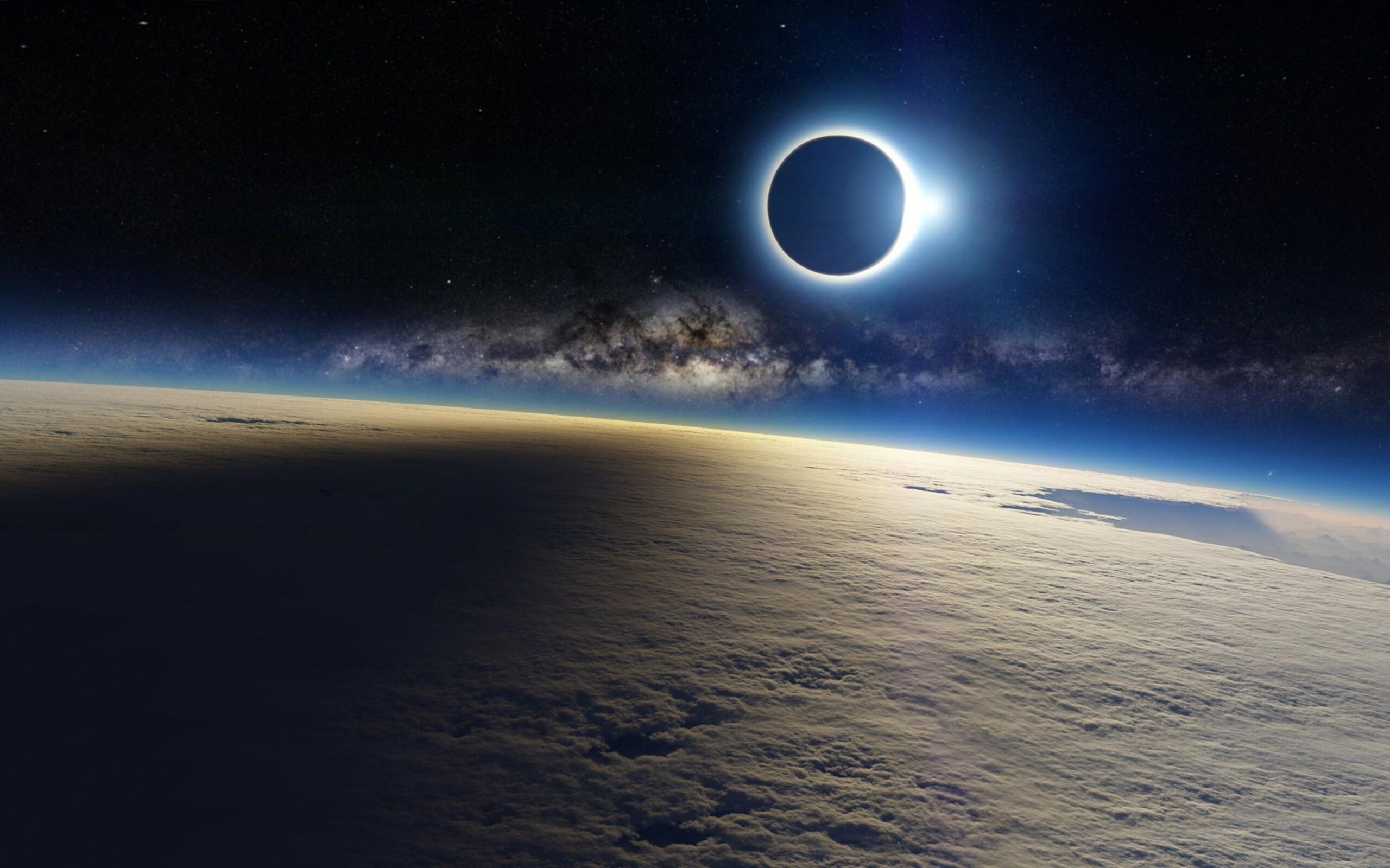 Солнечное затмение, как оно выглядит из космоса