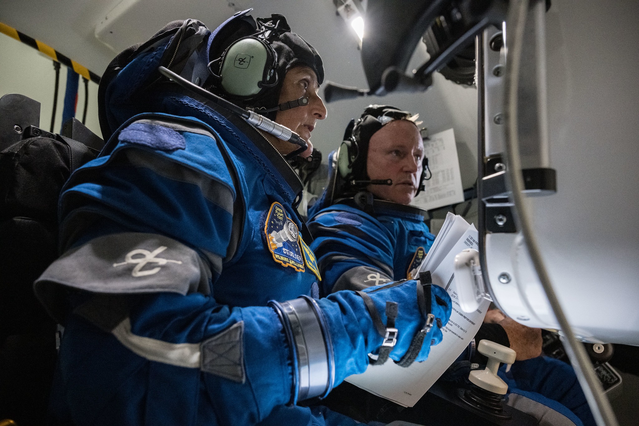 «Мы собираемся покинуть планету»: астронавты готовятся к полету на Starliner