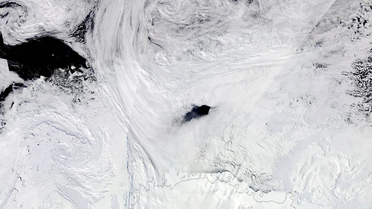 Why is a giant hole forming in the Antarctic ice