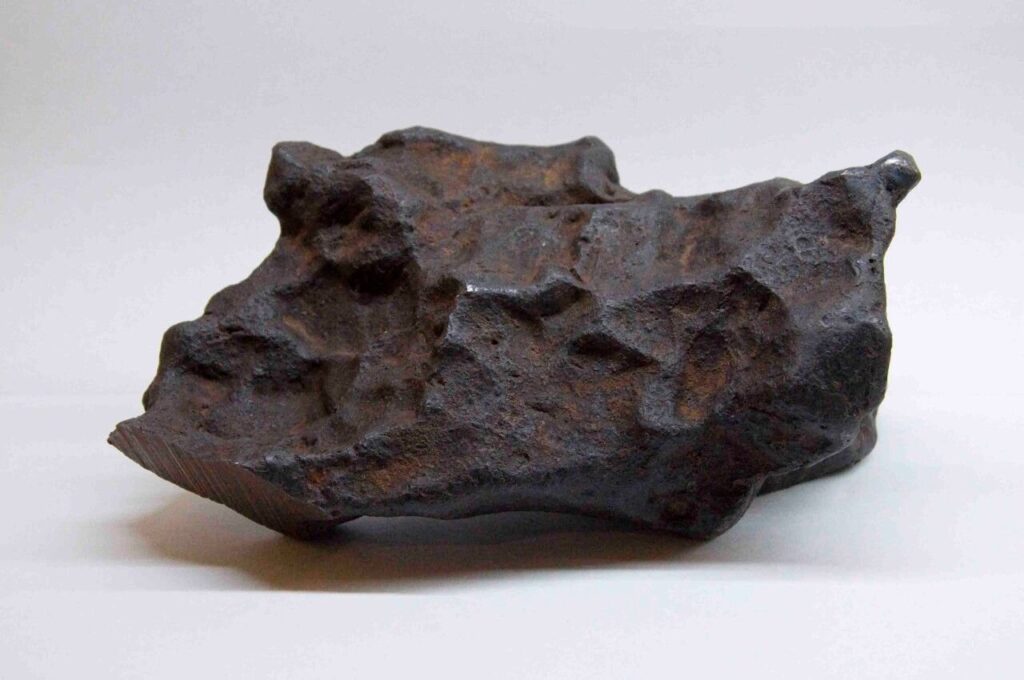 Метеориты рассказывают, как металлы были распределены в ранней Солнечной системе