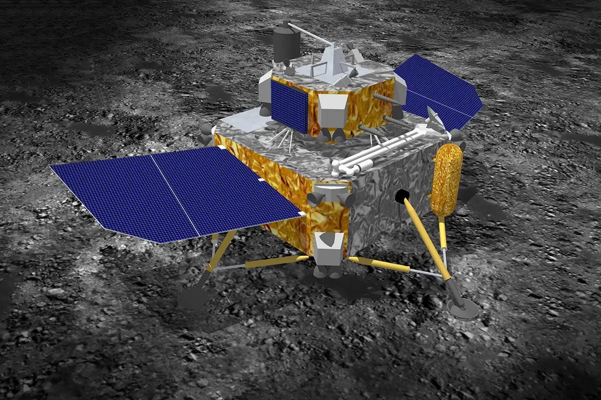 Китайський зонд знайшов воду на Місяці