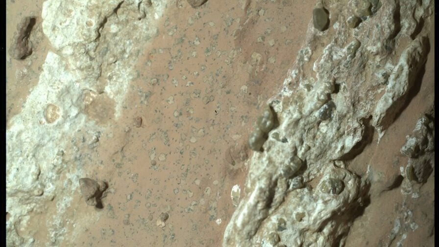 Perseverance знайшов найважливішу марсіанську скелю