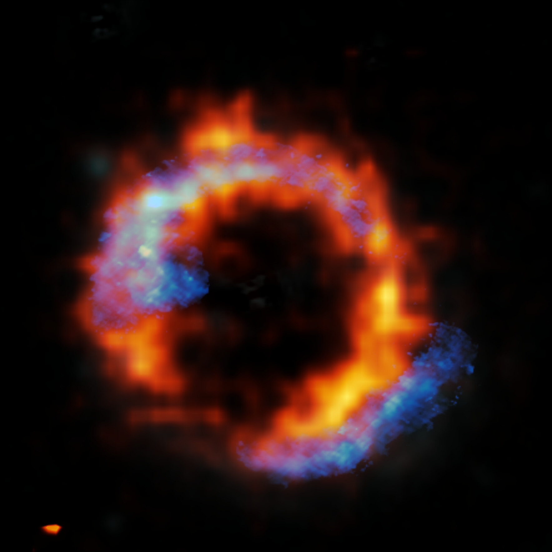 Космічне кільце: астрономи зазнімкували гіперсвітну галактику
