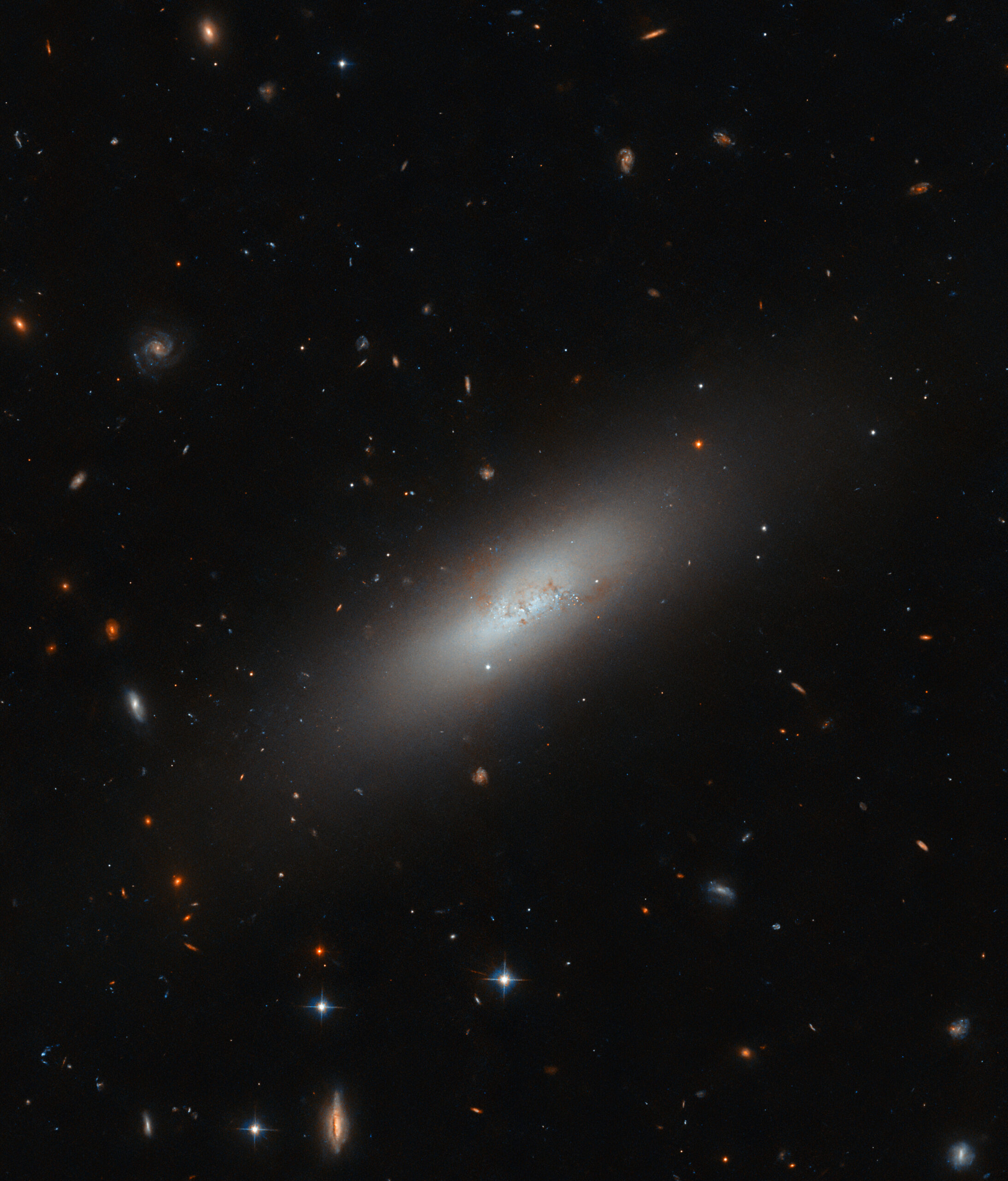 Hubble photographs a miniature elliptical galaxy