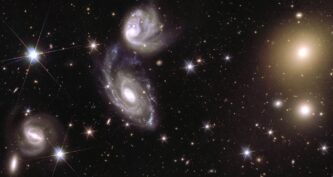 ESO 364-G035