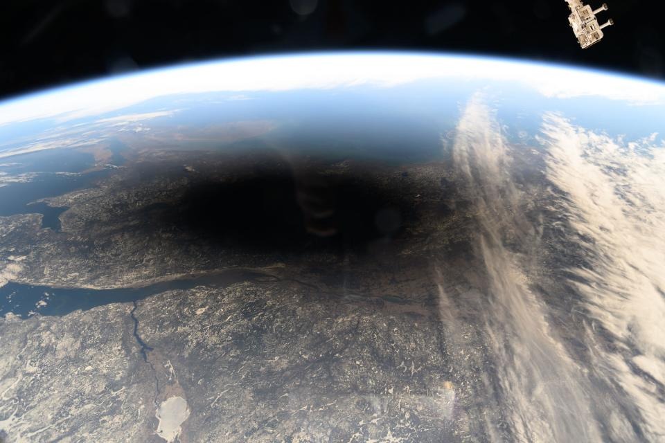 Тень Луны